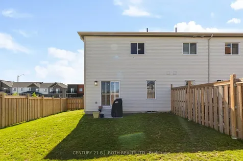 21 Brown Bear Street Barrie ON L9J 0H7