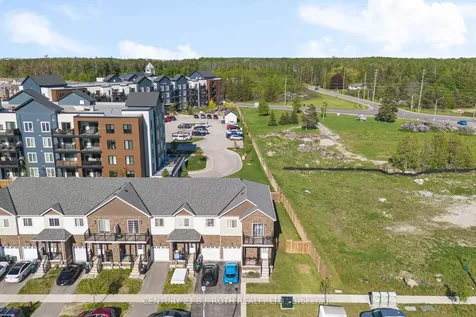 21 Brown Bear Street Barrie ON L9J 0H7