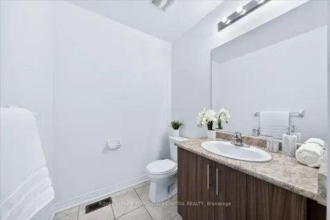 11 Bedford Estates Crescent Barrie ON L4N 9K5