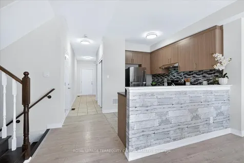 11 Bedford Estates Crescent Barrie ON L4N 9K5