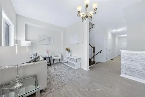 11 Bedford Estates Crescent Barrie ON L4N 9K5