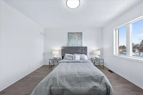 11 Bedford Estates Crescent Barrie ON L4N 9K5