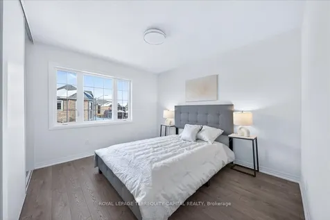 11 Bedford Estates Crescent Barrie ON L4N 9K5