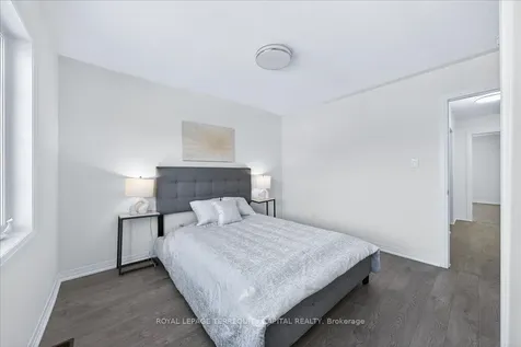 11 Bedford Estates Crescent Barrie ON L4N 9K5