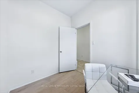 11 Bedford Estates Crescent Barrie ON L4N 9K5