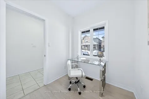 11 Bedford Estates Crescent Barrie ON L4N 9K5