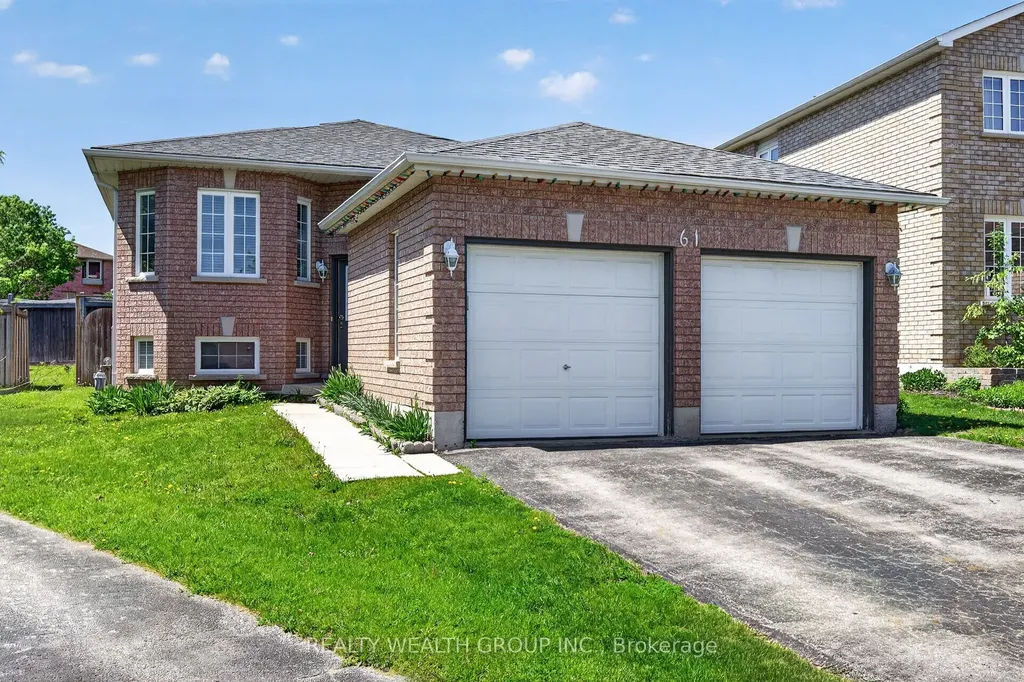 61 Stollar Boulevard Barrie ON L4M 6N3