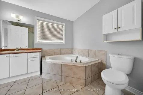 61 Stollar Boulevard Barrie ON L4M 6N3