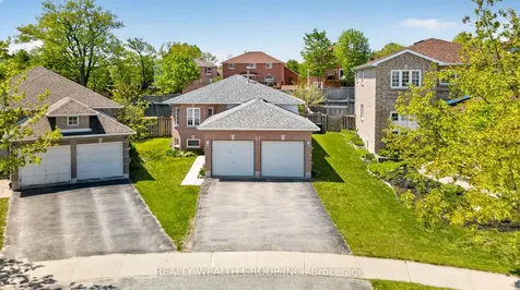 61 Stollar Boulevard Barrie ON L4M 6N3