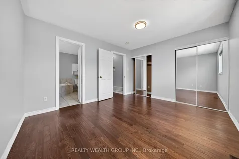 61 Stollar Boulevard Barrie ON L4M 6N3