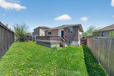 61 Stollar Boulevard Barrie ON L4M 6N3