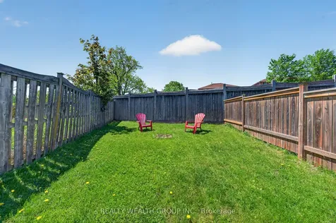 61 Stollar Boulevard Barrie ON L4M 6N3