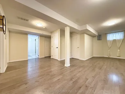 61 Stollar Boulevard Barrie ON L4M 6N3