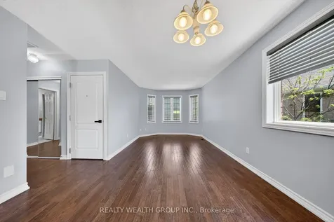 61 Stollar Boulevard Barrie ON L4M 6N3