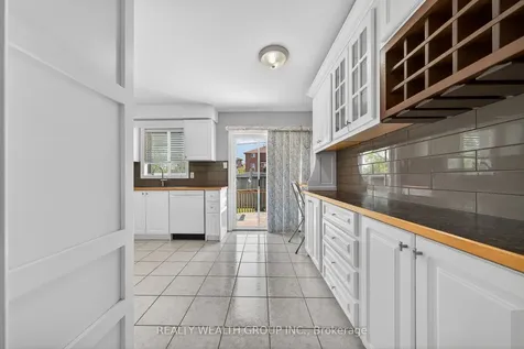61 Stollar Boulevard Barrie ON L4M 6N3