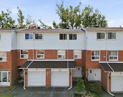 237 Steel Street Barrie ON L4M 2H1