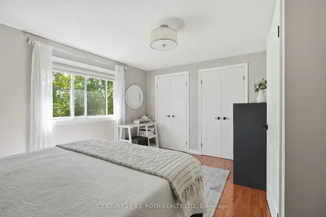 237 Steel Street Barrie ON L4M 2H1