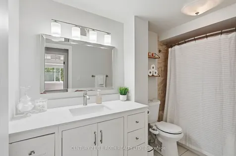 237 Steel Street Barrie ON L4M 2H1