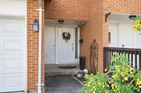 237 Steel Street Barrie ON L4M 2H1