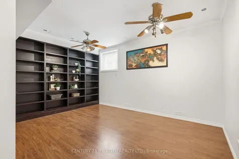 237 Steel Street Barrie ON L4M 2H1