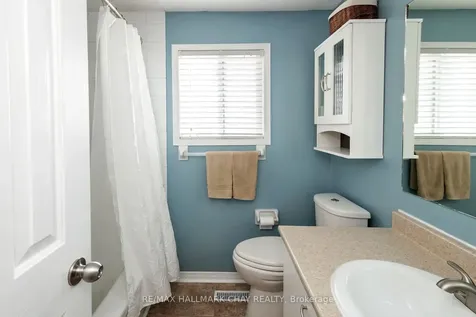 90 Laidlaw Drive Barrie ON L4N 7S2