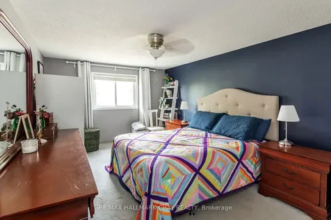 90 Laidlaw Drive Barrie ON L4N 7S2