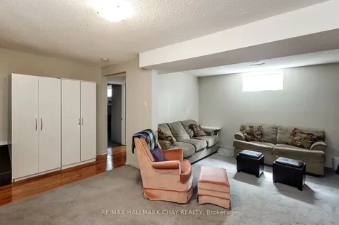 90 Laidlaw Drive Barrie ON L4N 7S2