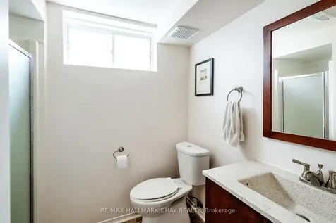 90 Laidlaw Drive Barrie ON L4N 7S2