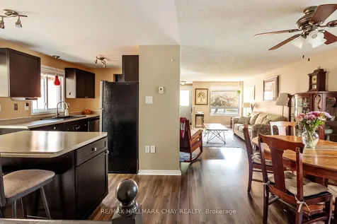 90 Laidlaw Drive Barrie ON L4N 7S2