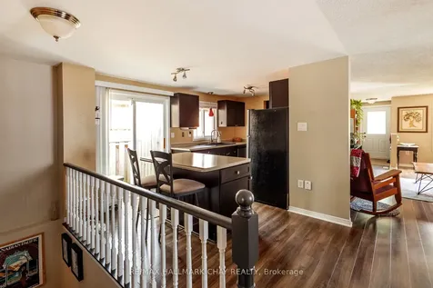 90 Laidlaw Drive Barrie ON L4N 7S2