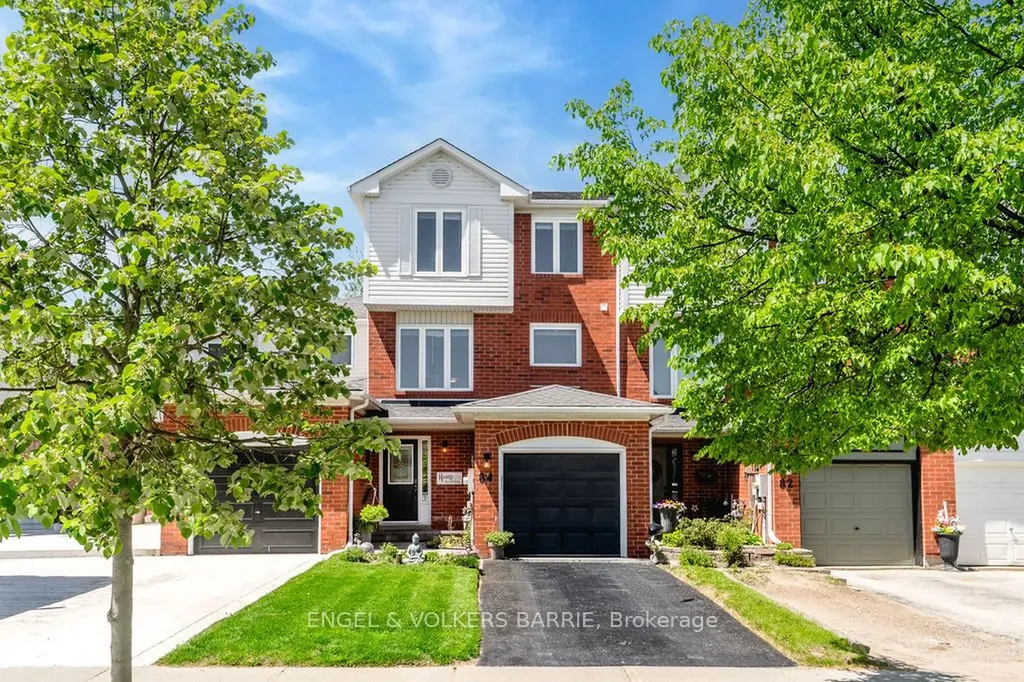84 Pickett Crescent Barrie ON L4N 8B9