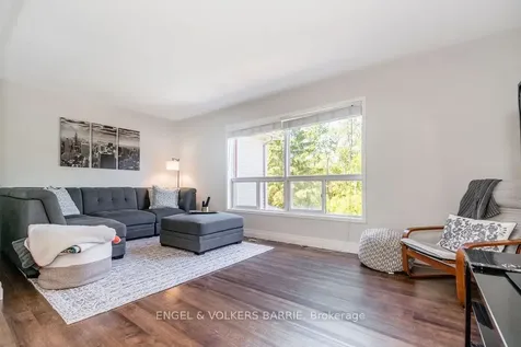 84 Pickett Crescent Barrie ON L4N 8B9