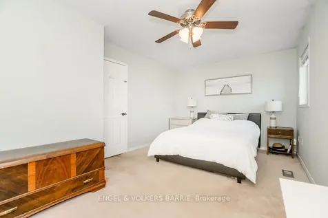 84 Pickett Crescent Barrie ON L4N 8B9