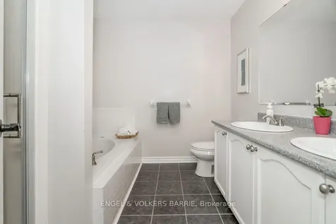 84 Pickett Crescent Barrie ON L4N 8B9