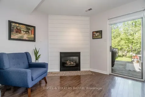 84 Pickett Crescent Barrie ON L4N 8B9