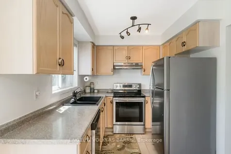 47 Pickett Crescent Barrie ON L4N 8B7