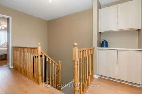 47 Pickett Crescent Barrie ON L4N 8B7