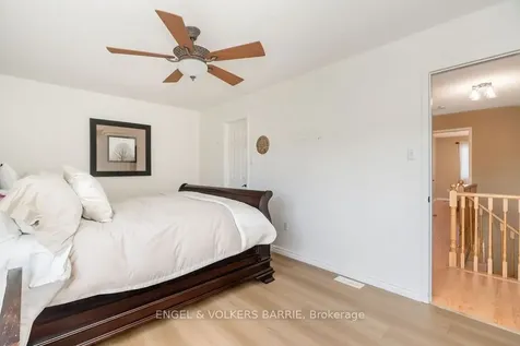 47 Pickett Crescent Barrie ON L4N 8B7