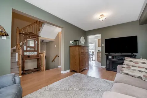 47 Pickett Crescent Barrie ON L4N 8B7