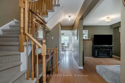 47 Pickett Crescent Barrie ON L4N 8B7