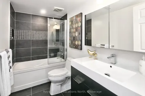 417 Mariners Way Collingwood ON L9Y 5C7