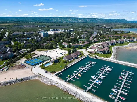 417 Mariners Way Collingwood ON L9Y 5C7