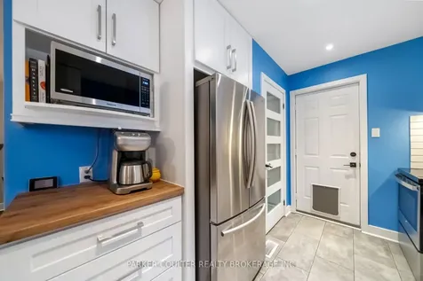 138 Benson Drive Barrie ON L4N 7Y3