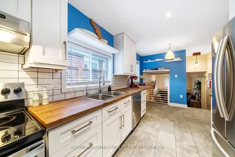 138 Benson Drive Barrie ON L4N 7Y3