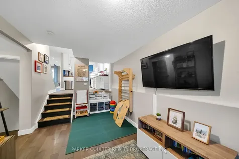 138 Benson Drive Barrie ON L4N 7Y3