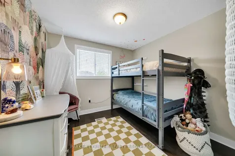 138 Benson Drive Barrie ON L4N 7Y3