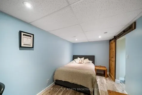 138 Benson Drive Barrie ON L4N 7Y3