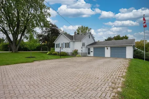 204 Dominion Drive Clearview ON L0M 1S0