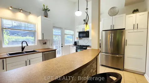 34 Noam Drive Barrie ON L4N 4P1