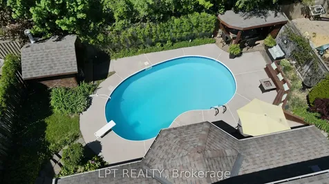 34 Noam Drive Barrie ON L4N 4P1